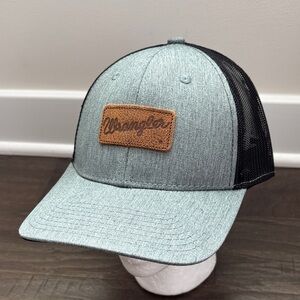 Wrangler Canvas/Mesh,snapback, leather logo patch cap